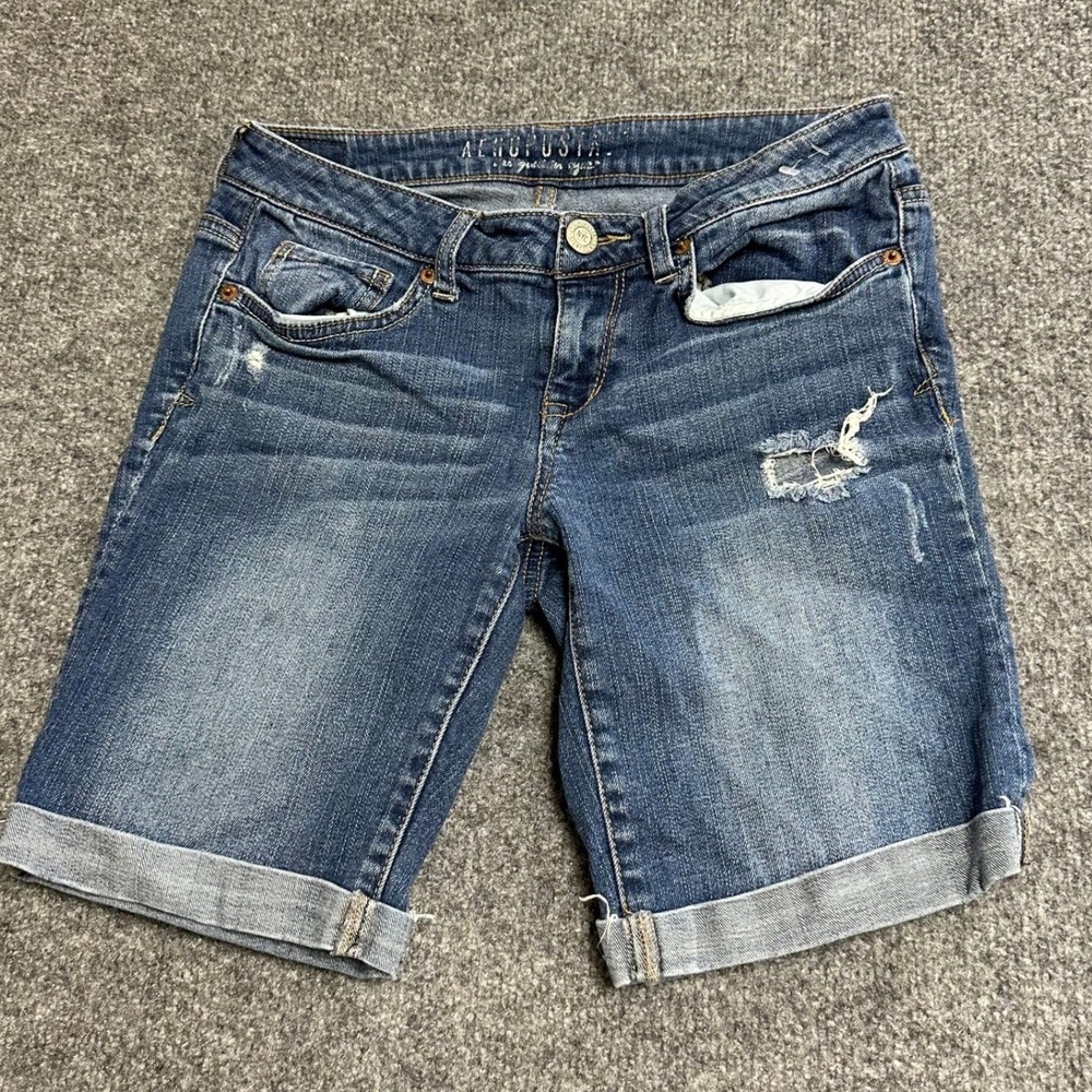 Aeropostale Denim Shorts Womens Size 4 Blue Distressed Cuffed Bermuda Stretch